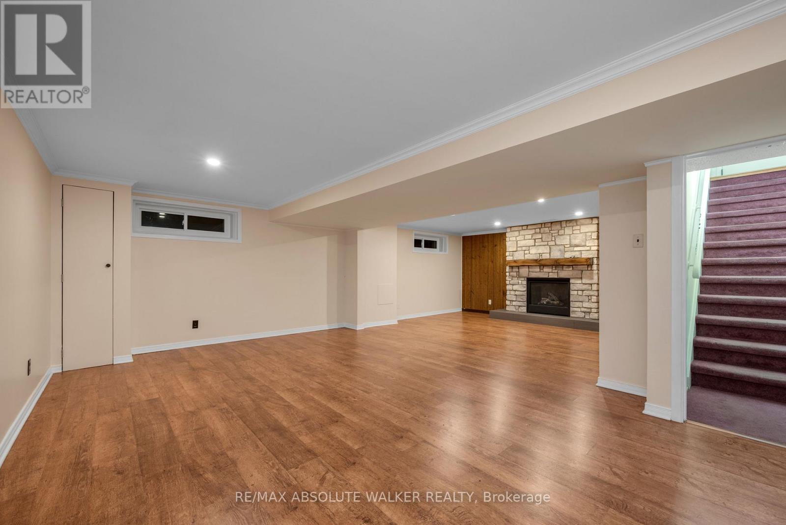 773 Eastvale Drive, Ottawa, Ontario  K1J 6Z9 - Photo 27 - X12428756