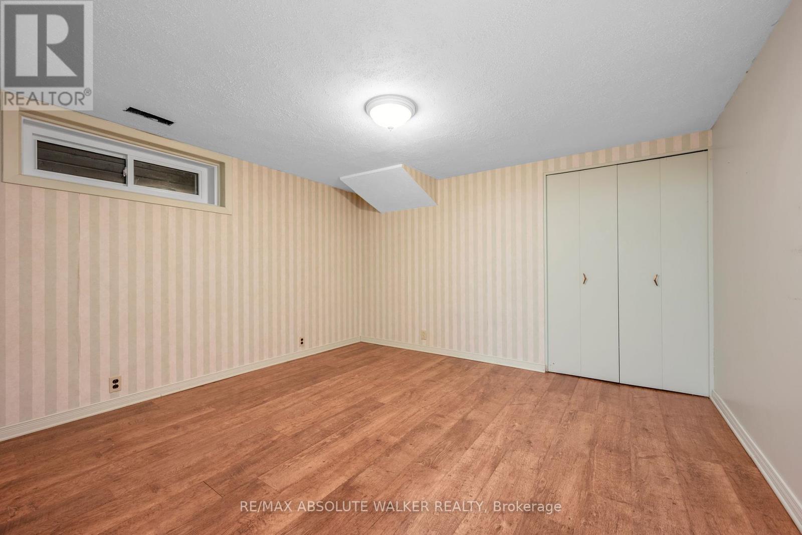 773 Eastvale Drive, Ottawa, Ontario  K1J 6Z9 - Photo 30 - X12428756