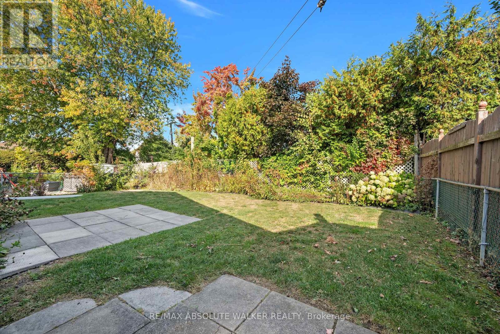 773 Eastvale Drive, Ottawa, Ontario  K1J 6Z9 - Photo 32 - X12428756