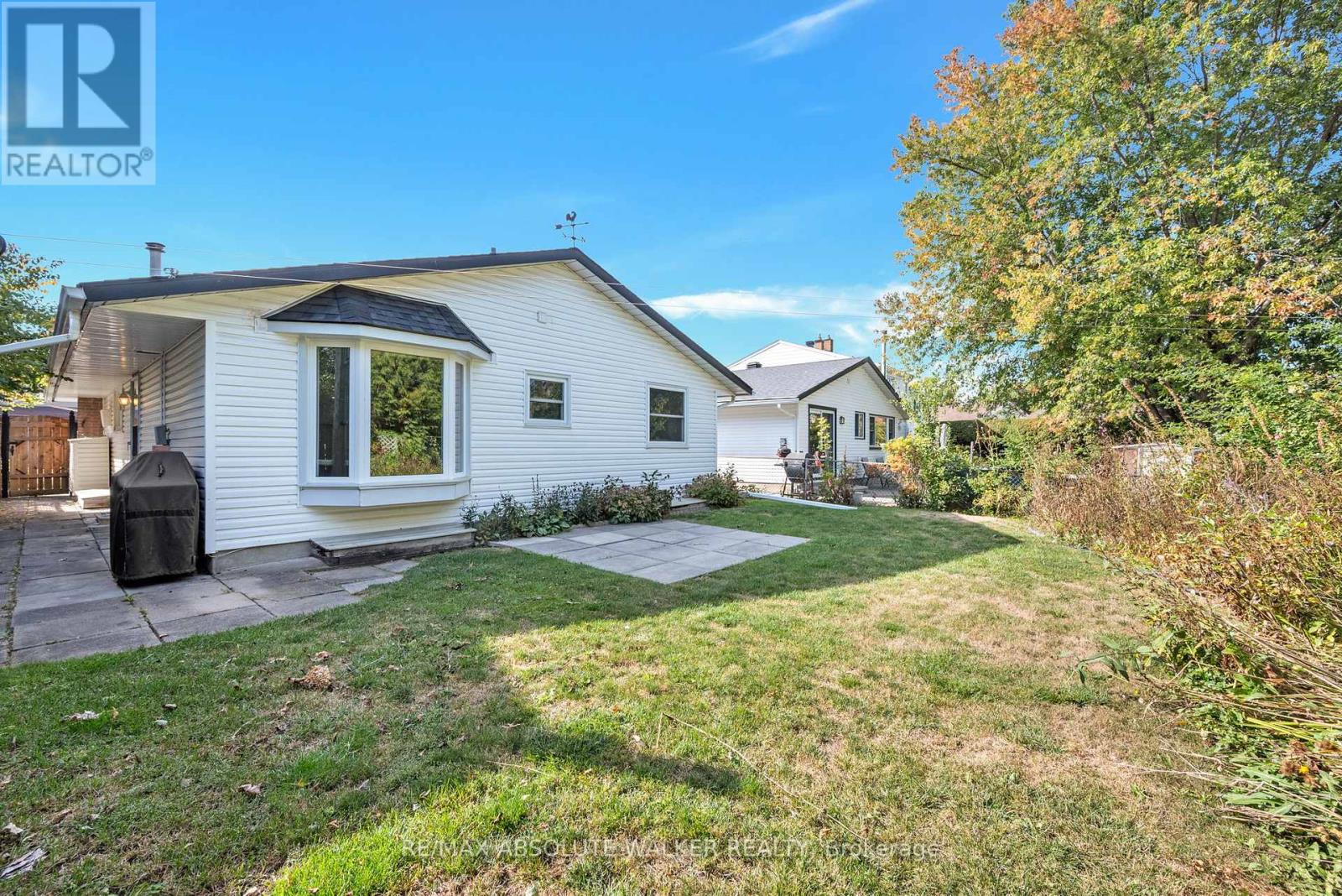 773 Eastvale Drive, Ottawa, Ontario  K1J 6Z9 - Photo 33 - X12428756