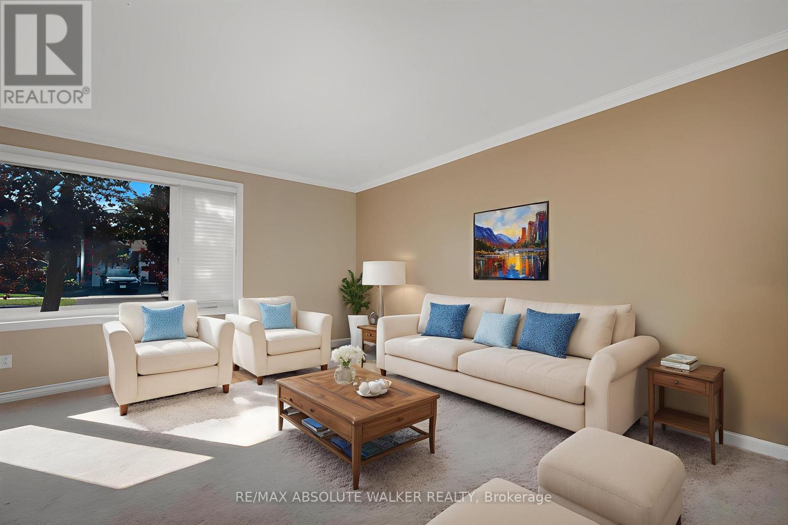 773 Eastvale Drive, Ottawa, Ontario  K1J 6Z9 - Photo 4 - X12428756