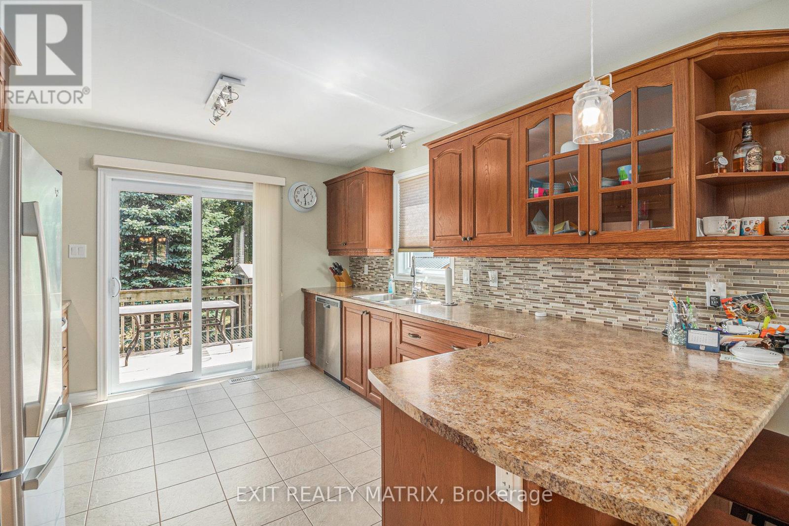 14 Provost Street, North Stormont, Ontario  K0A 1R0 - Photo 17 - X12428771