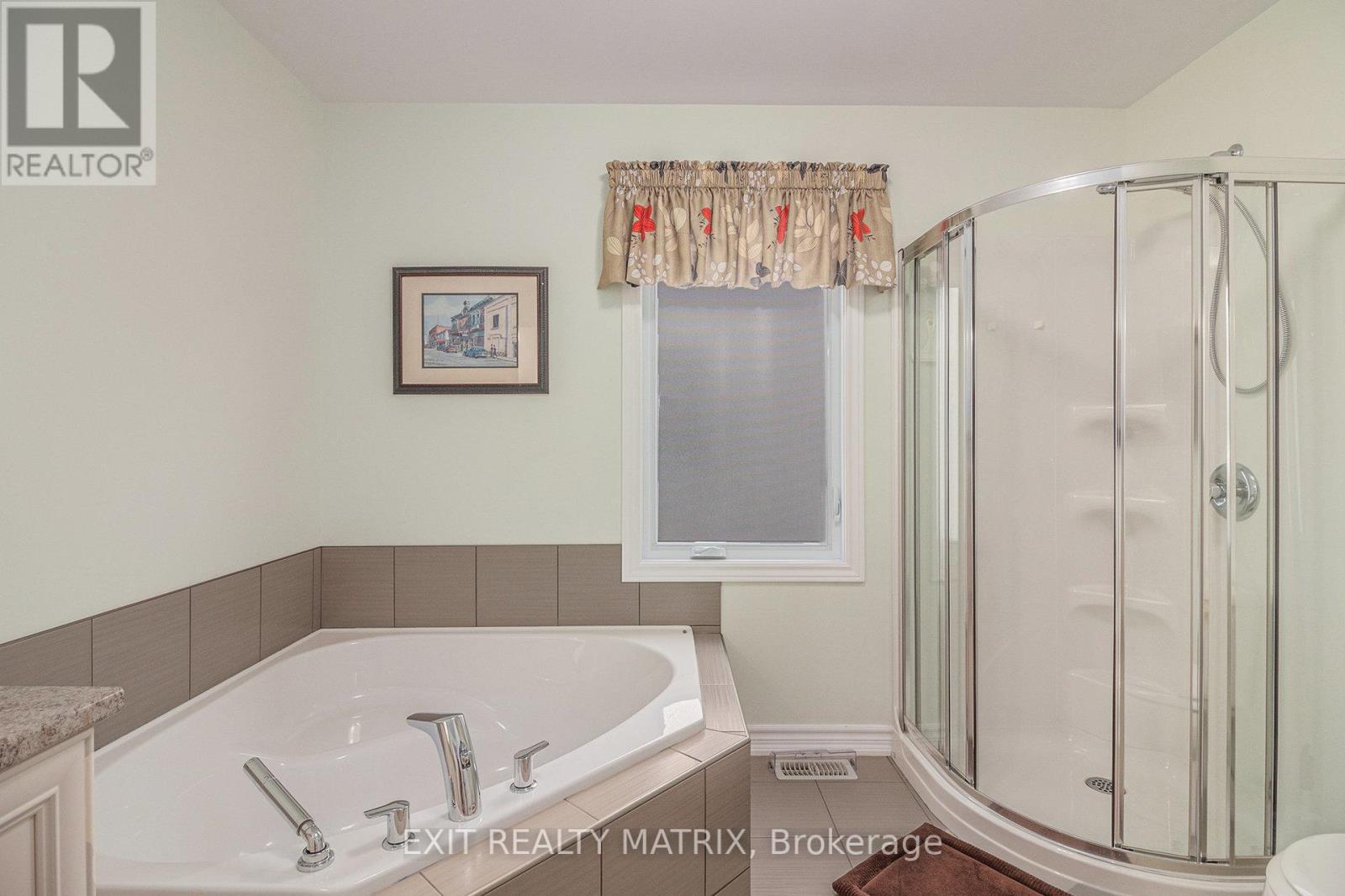 14 Provost Street, North Stormont, Ontario  K0A 1R0 - Photo 27 - X12428771