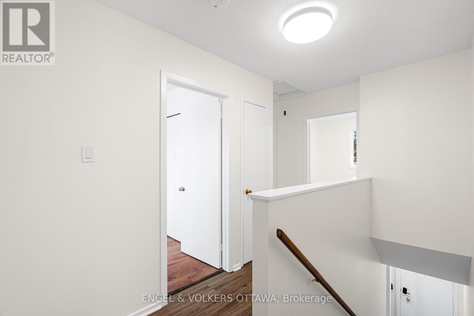 933 Greenbriar Avenue, Ottawa, Ontario  K2C 0J8 - Photo 18 - X12428796