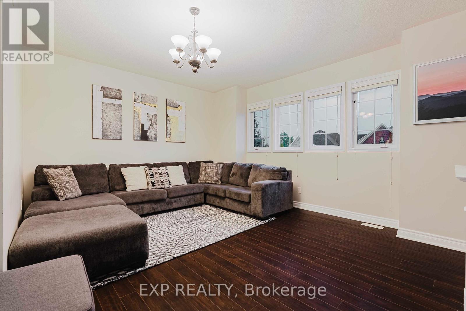 120 Portage Avenue, Richmond Hill, Ontario  L4E 4P7 - Photo 26 - N12428587