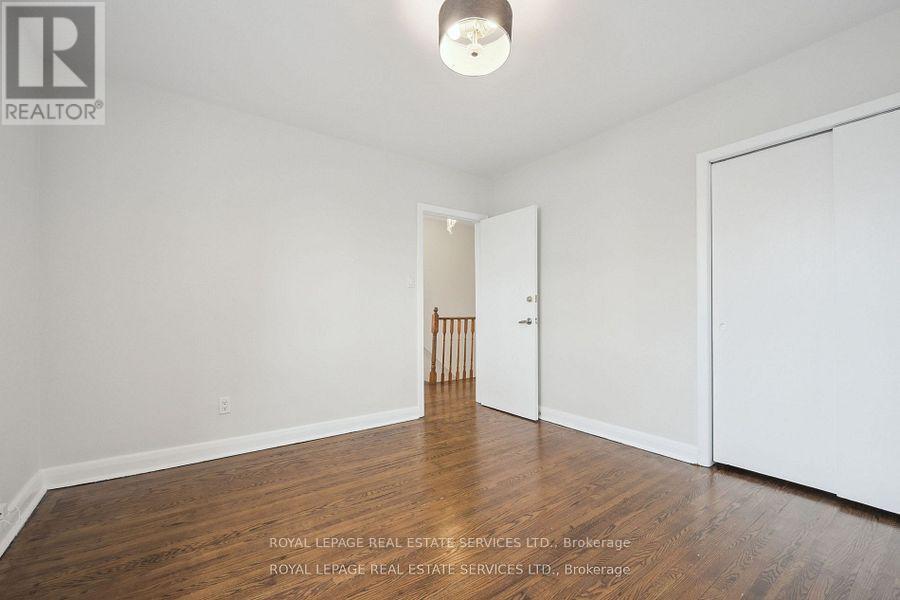 256 Zelda Crescent, Richmond Hill, Ontario  L4C 2Y5 - Photo 14 - N12428602