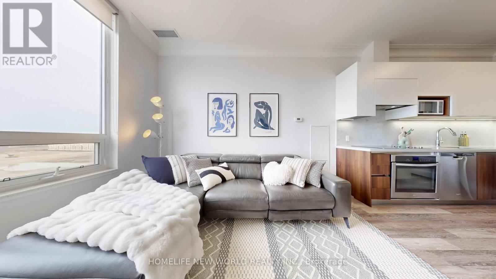 Ph15 - 25 Water Walk Drive, Markham, Ontario  L3P 1N3 - Photo 3 - N12428611