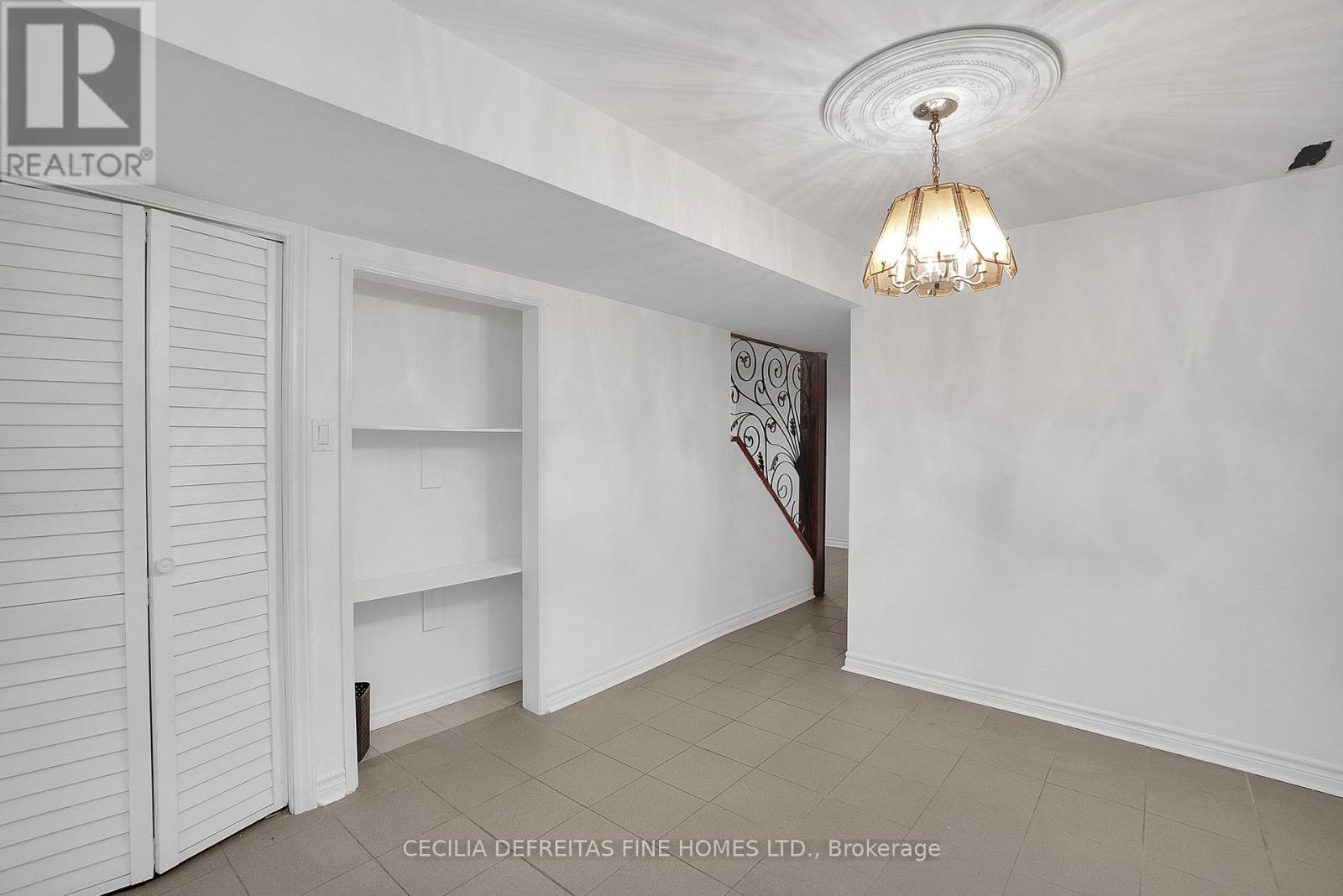Bsmt - 249 Dante Court, Vaughan, Ontario  L4L 7W8 - Photo 11 - N12428647