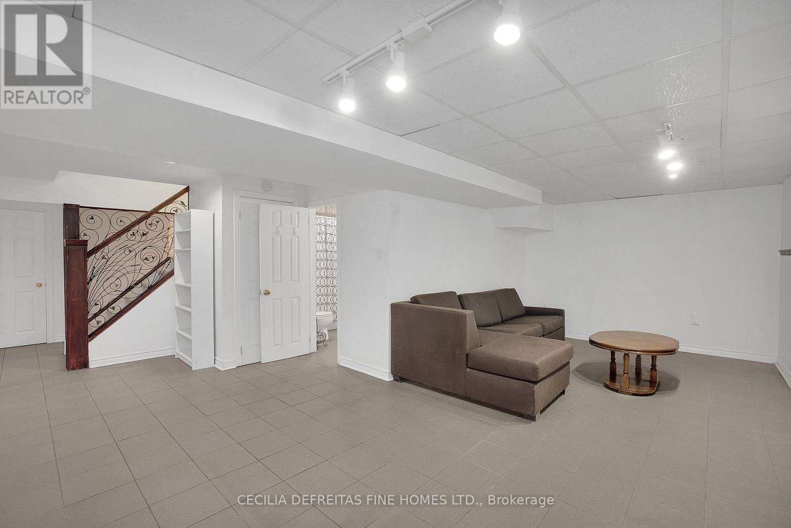 Bsmt - 249 Dante Court, Vaughan, Ontario  L4L 7W8 - Photo 14 - N12428647