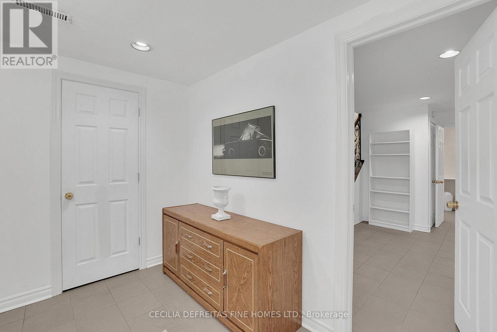 Bsmt - 249 Dante Court, Vaughan, Ontario  L4L 7W8 - Photo 5 - N12428647