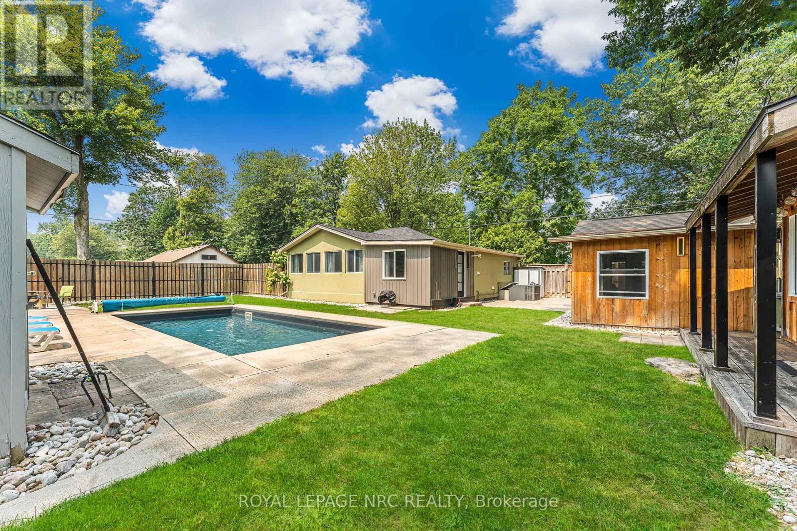 372 Lakewood Avenue, Fort Erie, Ontario  L0S 1B0 - Photo 31 - X12428677