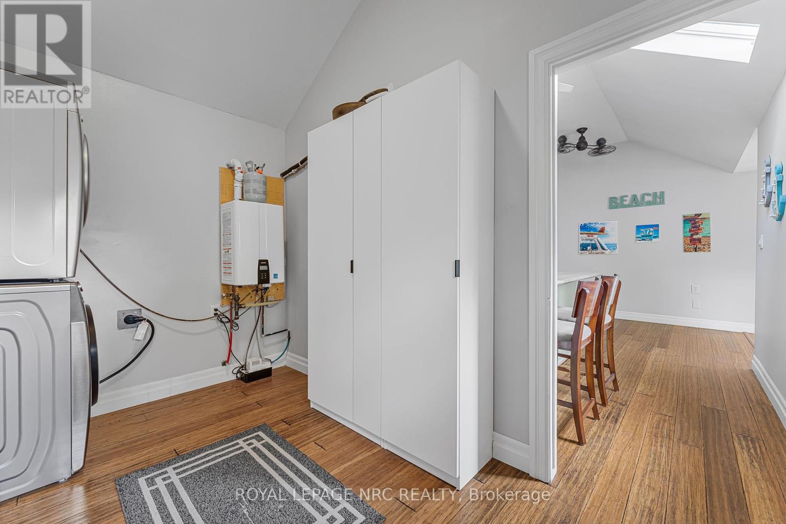 370 Lakewood Avenue, Fort Erie, Ontario  L0S 1B0 - Photo 15 - X12428678