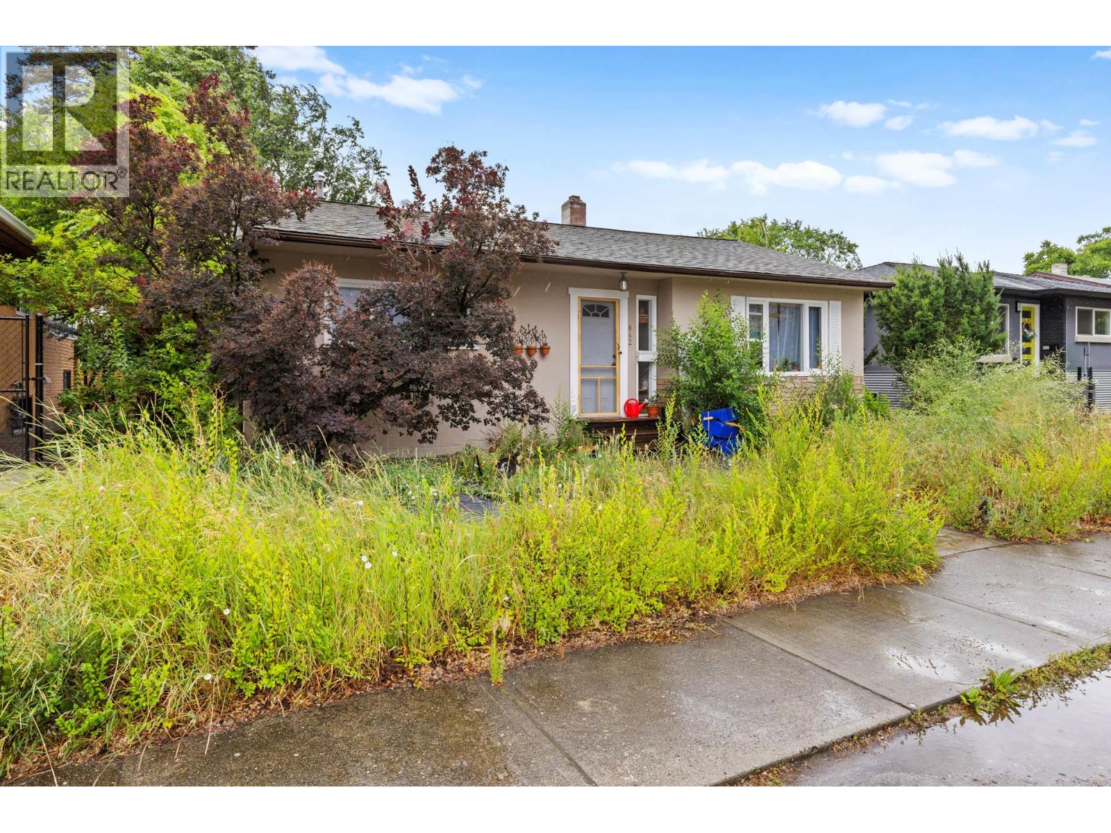 842 Walrod Street Kelowna Photo 37