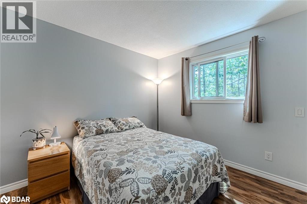 19 Oakridge Drive, Barrie, Ontario  L4N 5N6 - Photo 15 - 40773975