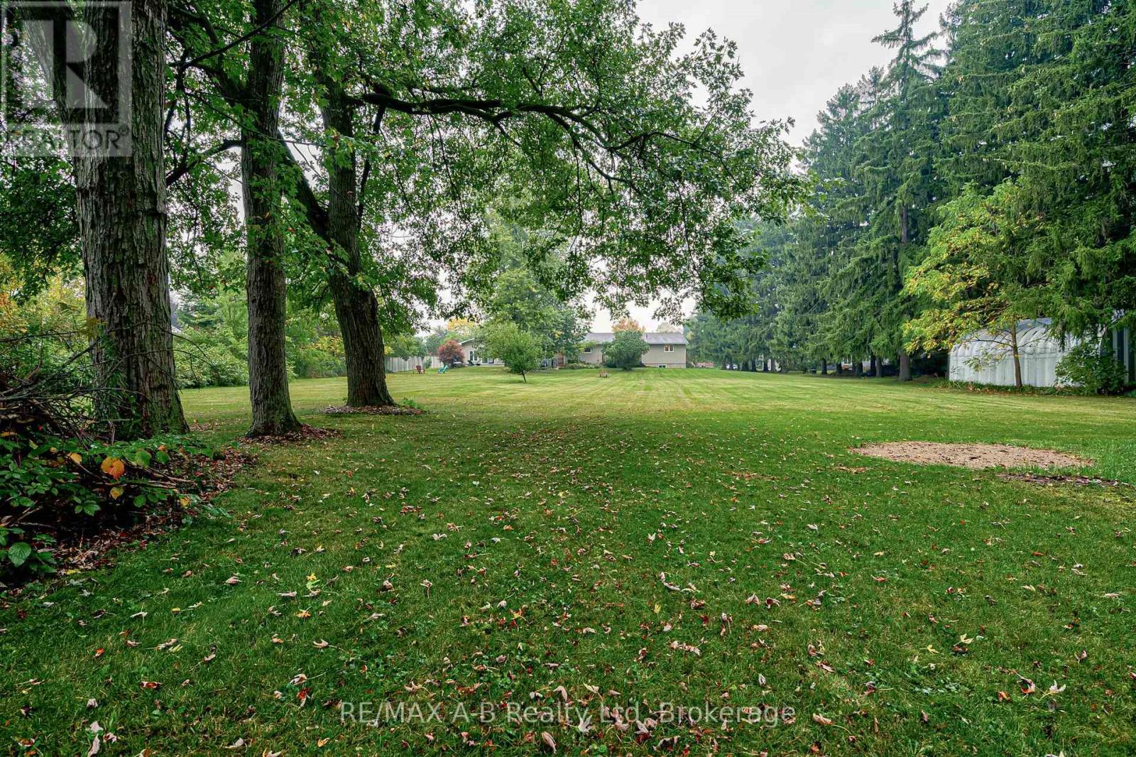 254 Boyce Street, Perth South, Ontario  N0K 1X0 - Photo 40 - X12428720
