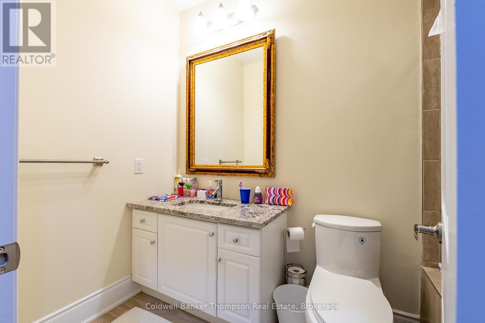 16 Deerfoot Trail, Huntsville, Ontario  P1H 0A6 - Photo 15 - X12428732