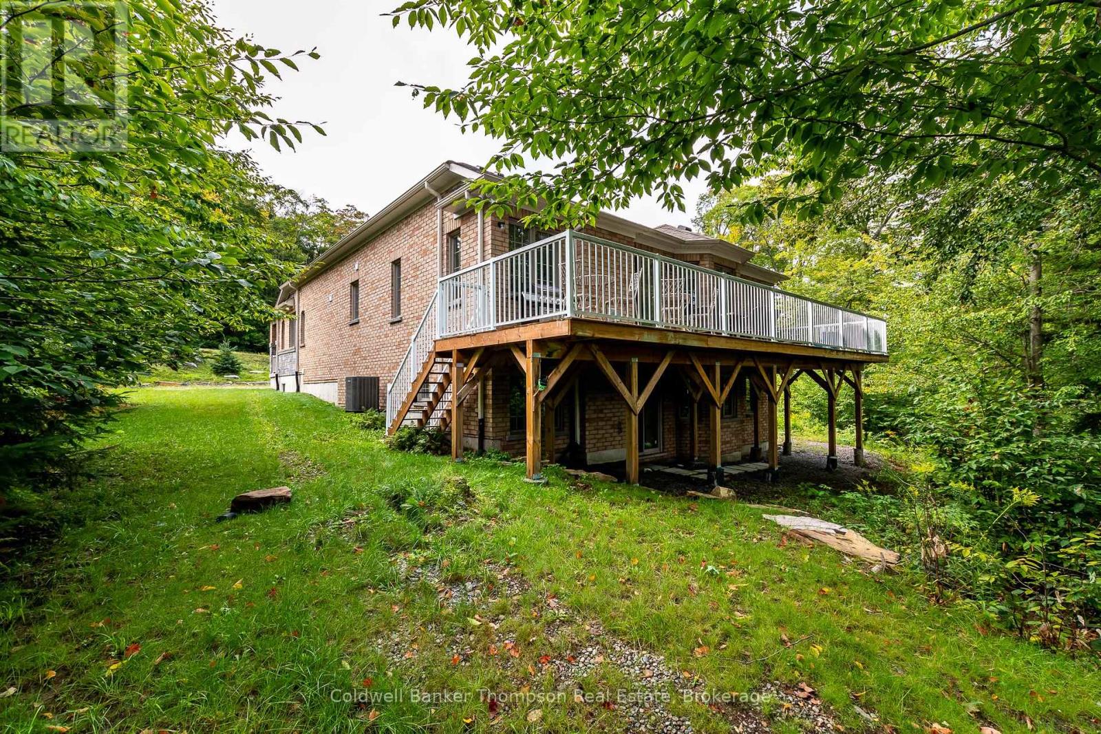 16 Deerfoot Trail, Huntsville, Ontario  P1H 0A6 - Photo 45 - X12428732