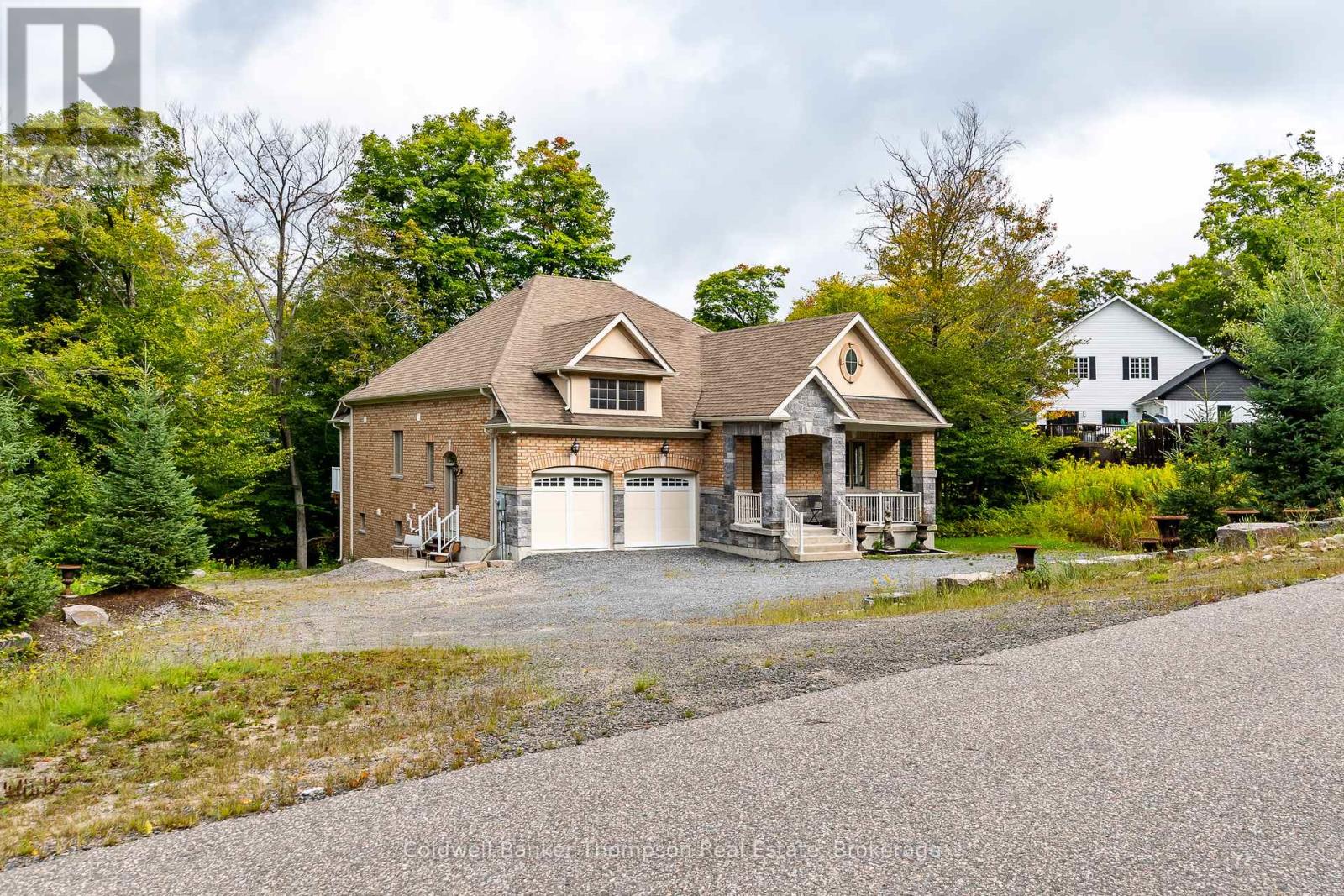 16 Deerfoot Trail, Huntsville, Ontario  P1H 0A6 - Photo 50 - X12428732