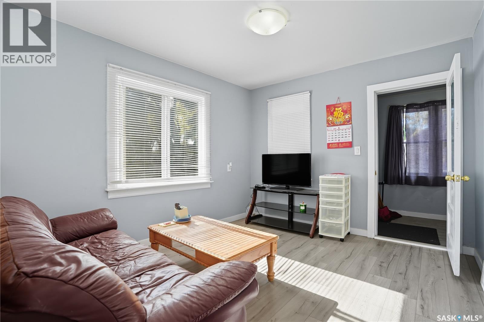 114 E Avenue S, Saskatoon, Saskatchewan  S7M 1R6 - Photo 6 - SK019407