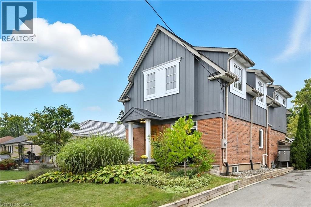 1348 Augustine Drive, Burlington, Ontario  L7P 2M8 - Photo 2 - 40771504