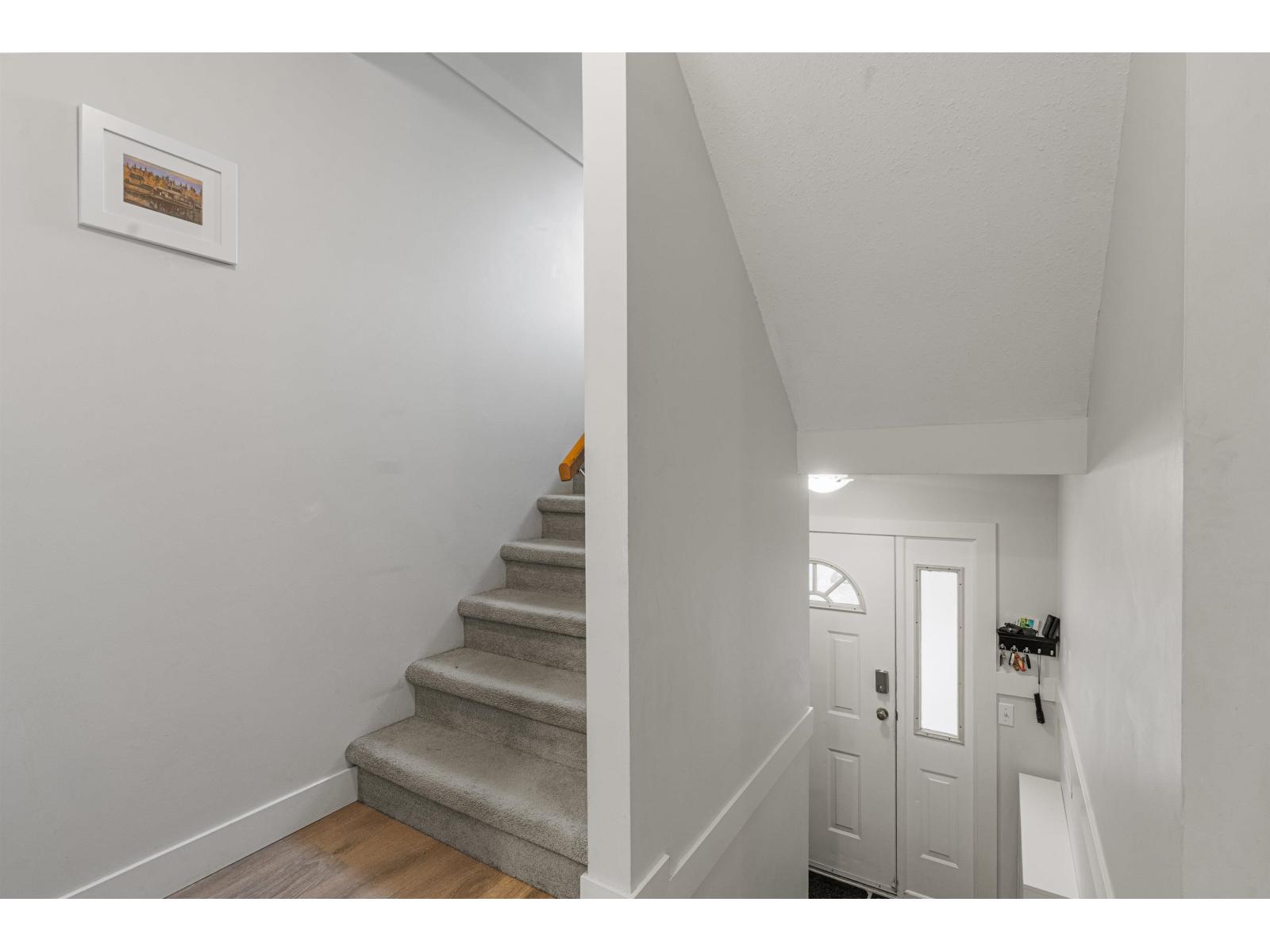 38 5904 Vedder Road, Vedder Crossing, Chilliwack, British Columbia  V2R 3E7 - Photo 3 - R3052404