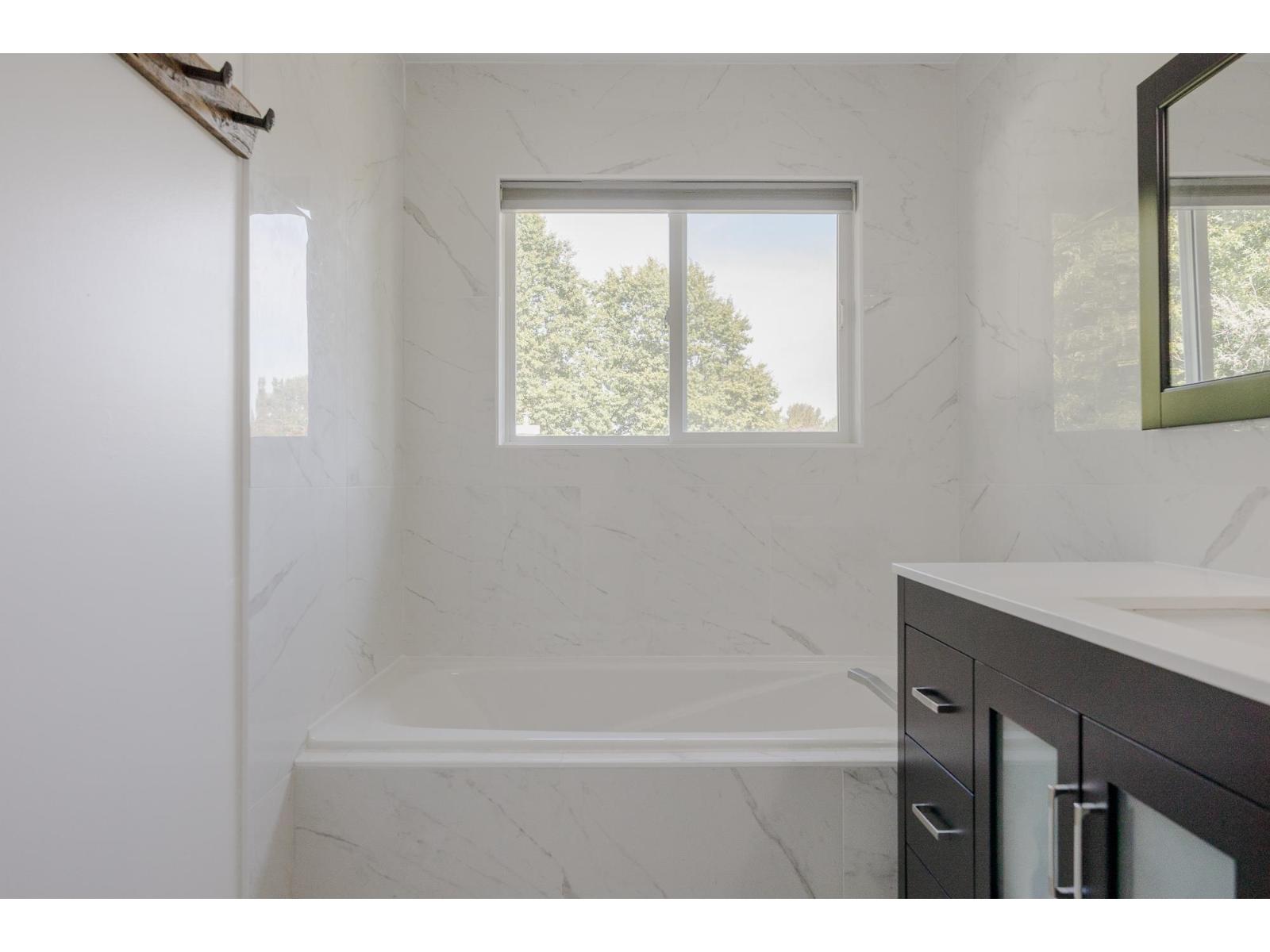 20763 91a Avenue, Langley, British Columbia  V1M 2P6 - Photo 15 - R3051955