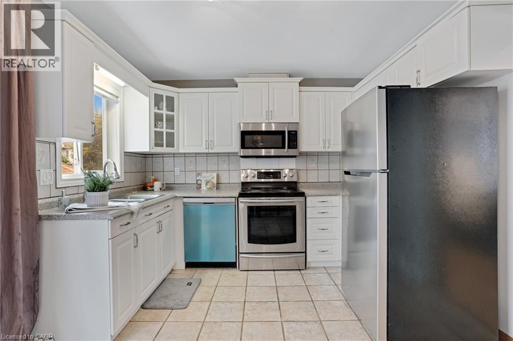175 Stirling Macgregor Drive, Cambridge, Ontario  N1S 4Z8 - Photo 15 - 40772899