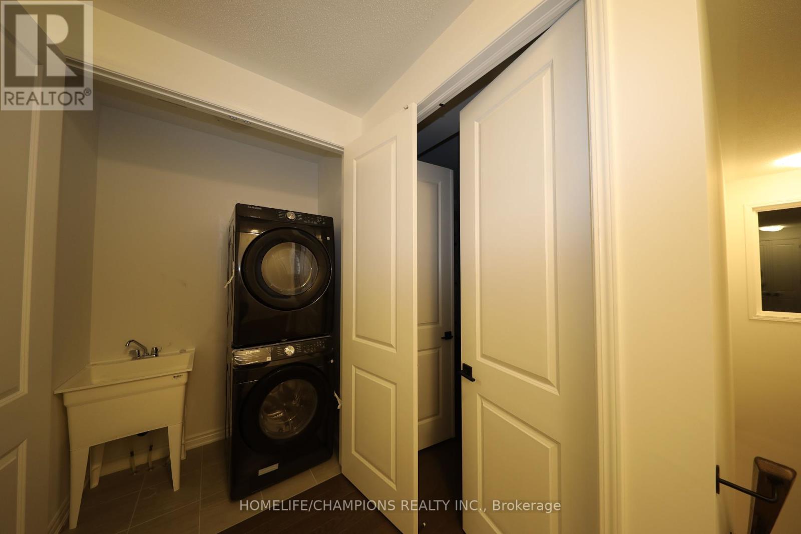 Unknown Address, ,     - Photo 11 - W12428579