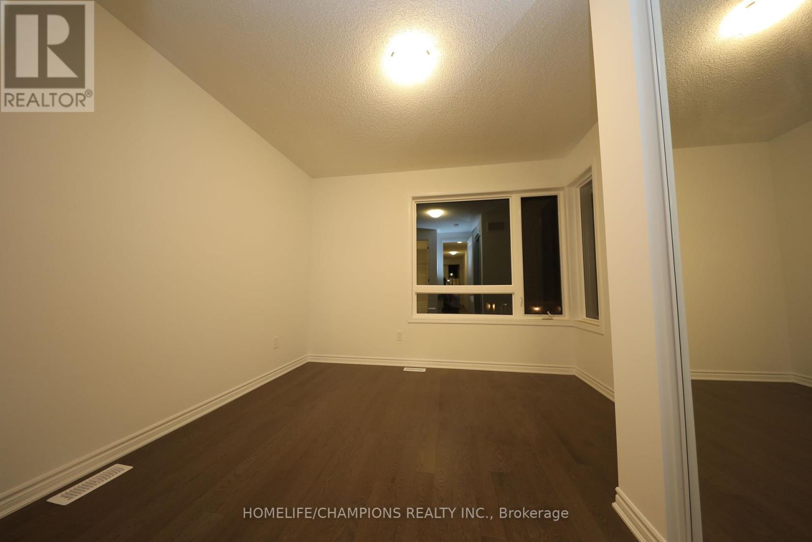 Unknown Address, ,     - Photo 16 - W12428579