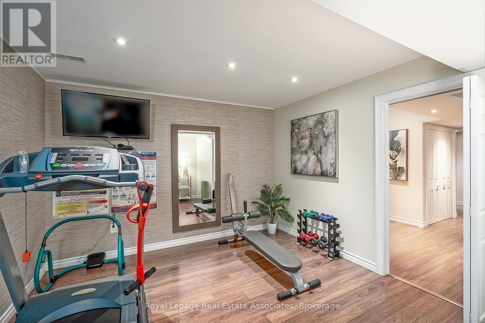 2257 Adirondak Trail, Oakville, Ontario  L6M 4W4 - Photo 38 - W12428583