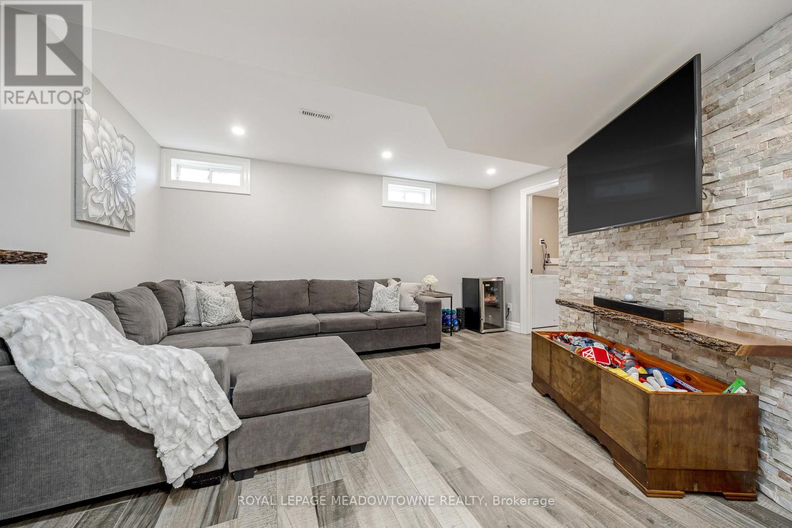 606 Cargill Path, Milton, Ontario  L9T 7X2 - Photo 23 - W12428588