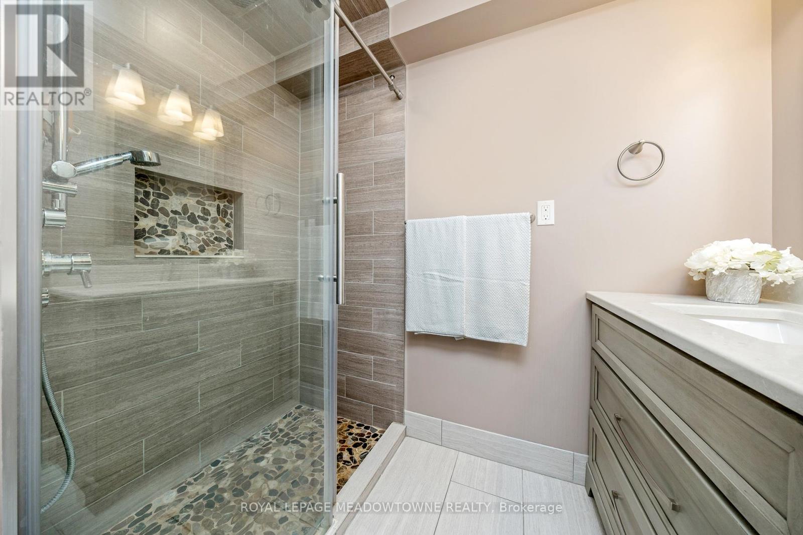 606 Cargill Path, Milton, Ontario  L9T 7X2 - Photo 27 - W12428588