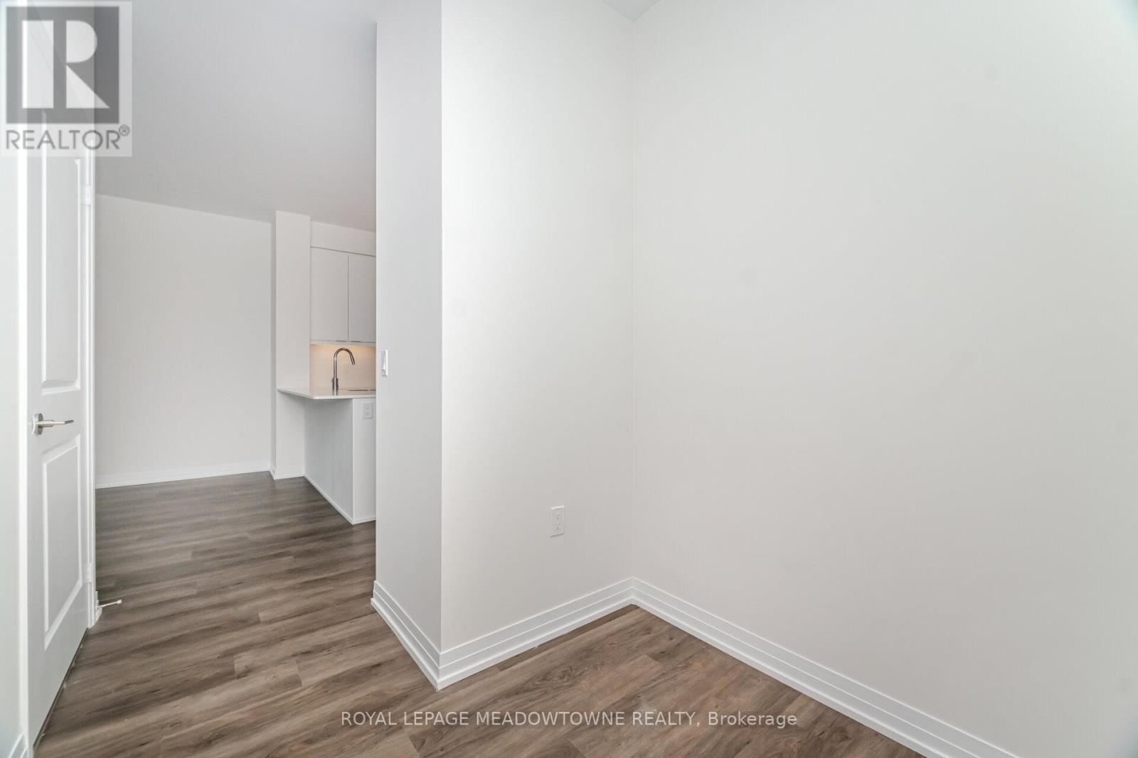 207 - 15 Watergarden Drive, Mississauga, Ontario  L5R 0H4 - Photo 26 - W12428613