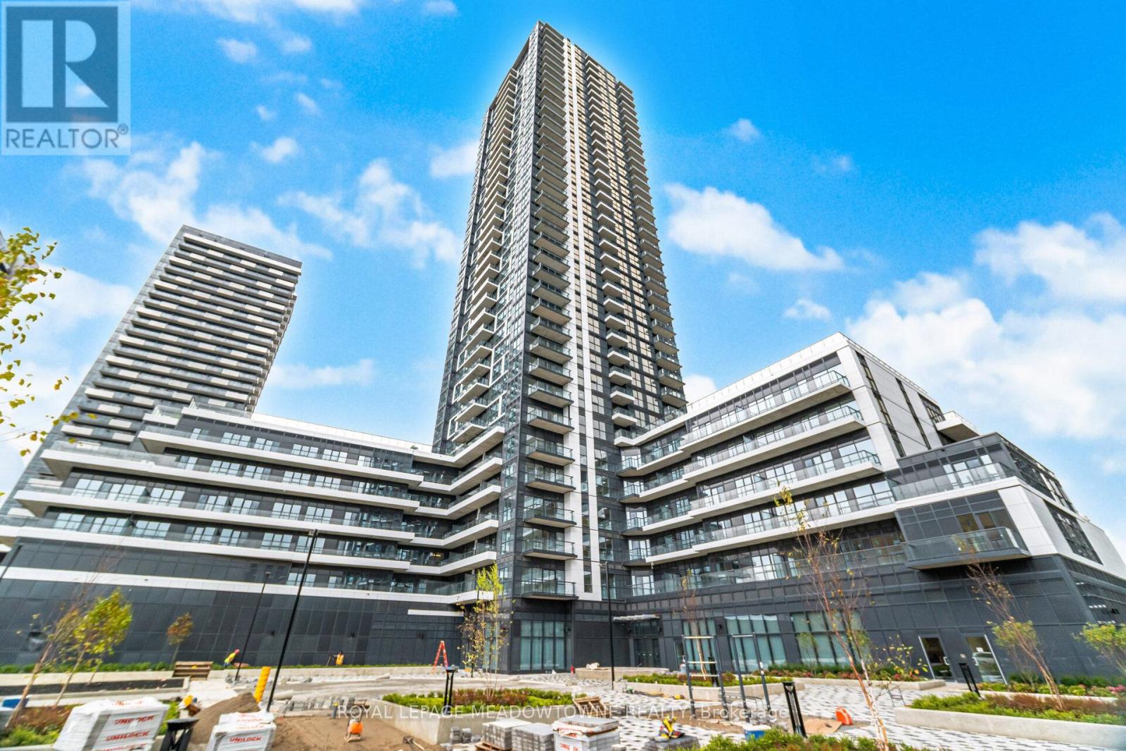 207 - 15 Watergarden Drive, Mississauga, Ontario  L5R 0H4 - Photo 32 - W12428613