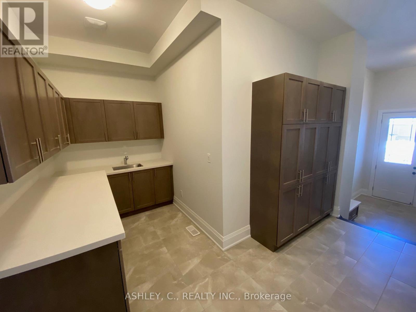 51 William Crisp Drive, Caledon, Ontario  L7K 2R7 - Photo 29 - W12428620