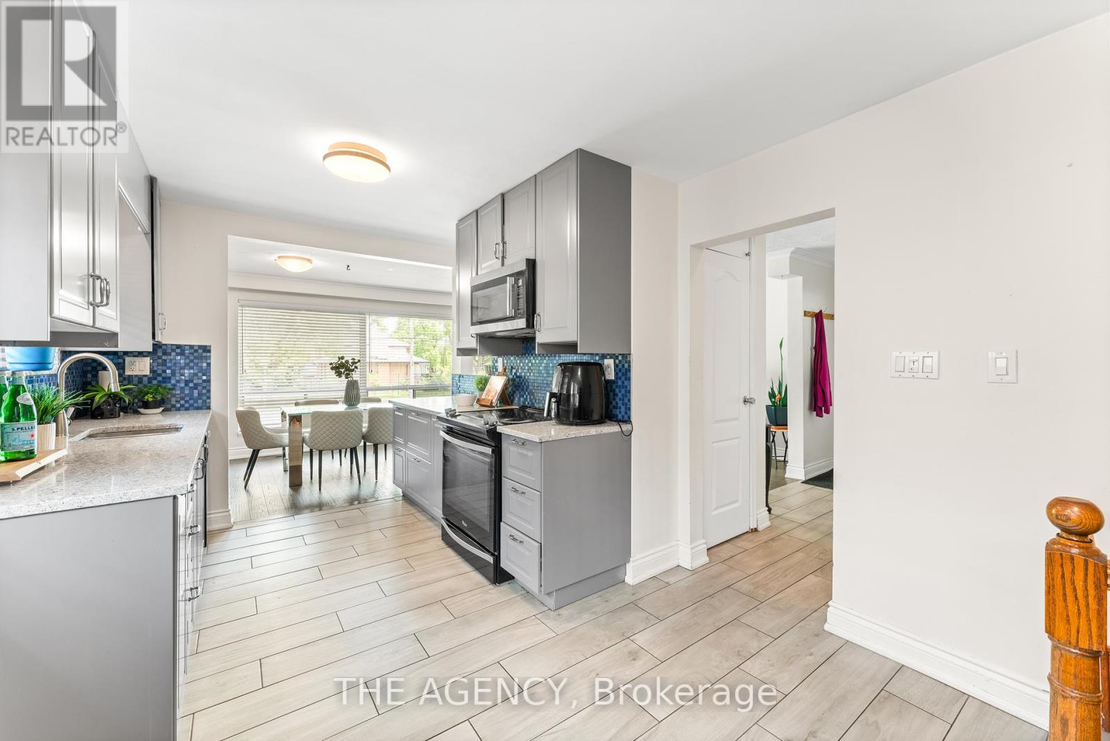 65 Barkwin Drive, Toronto, Ontario  M9V 2W5 - Photo 14 - W12428637