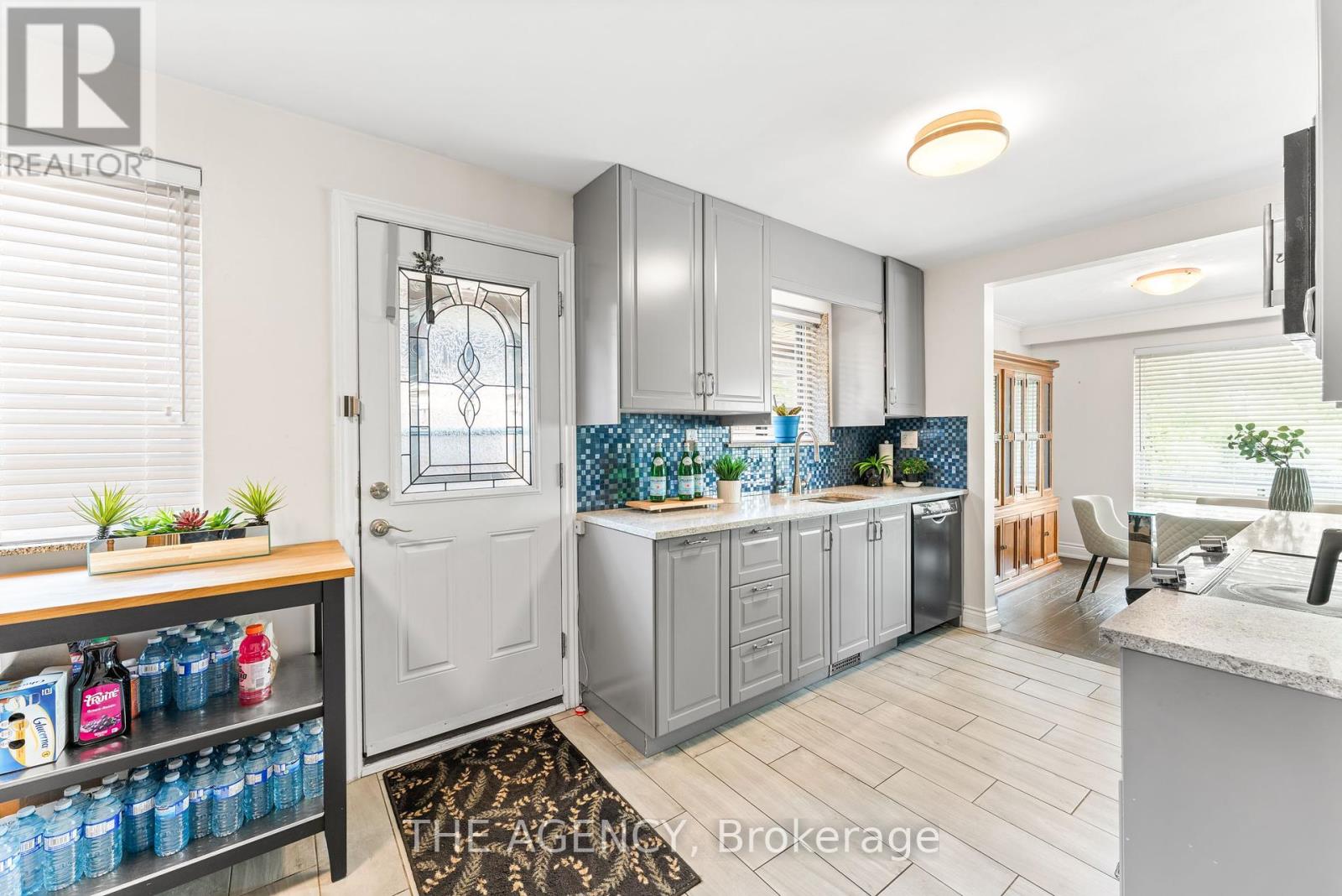 65 Barkwin Drive, Toronto, Ontario  M9V 2W5 - Photo 15 - W12428637