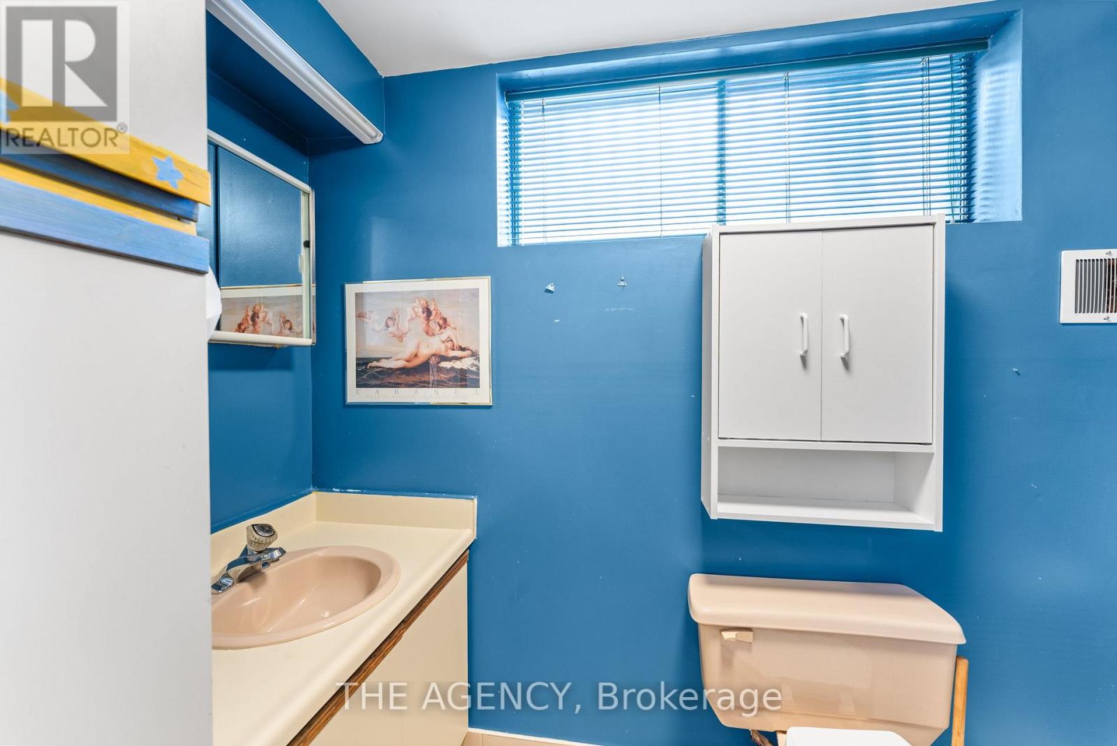 65 Barkwin Drive, Toronto, Ontario  M9V 2W5 - Photo 29 - W12428637