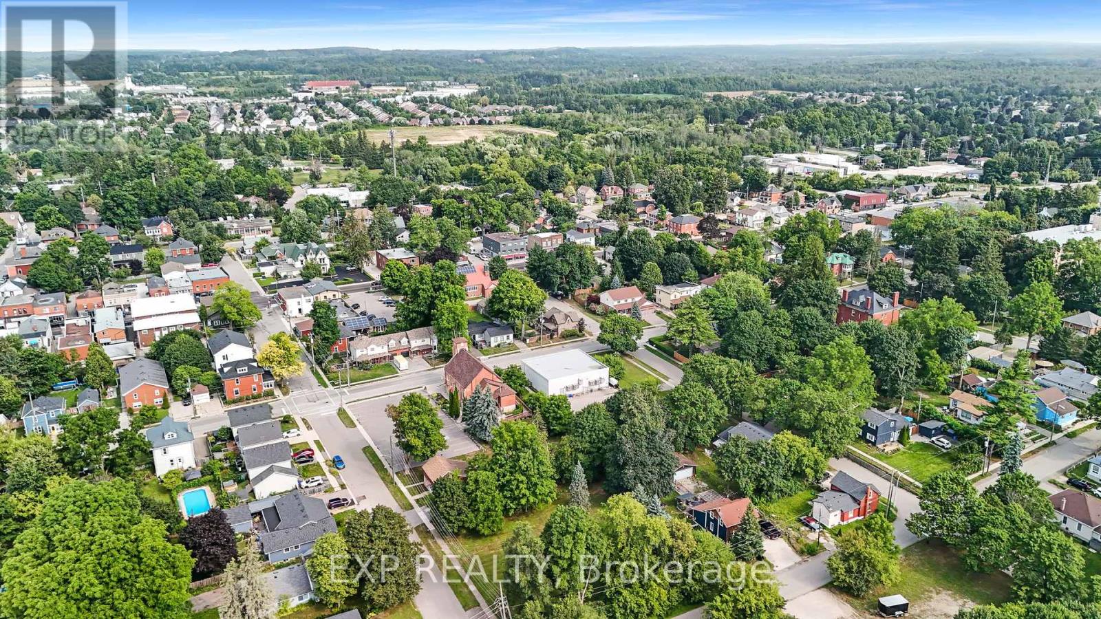 20 Elgin Street S, Halton Hills, Ontario  L7J 2B3 - Photo 48 - W12428639