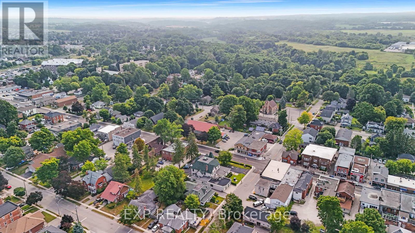 20 Elgin Street S, Halton Hills, Ontario  L7J 2B3 - Photo 49 - W12428639