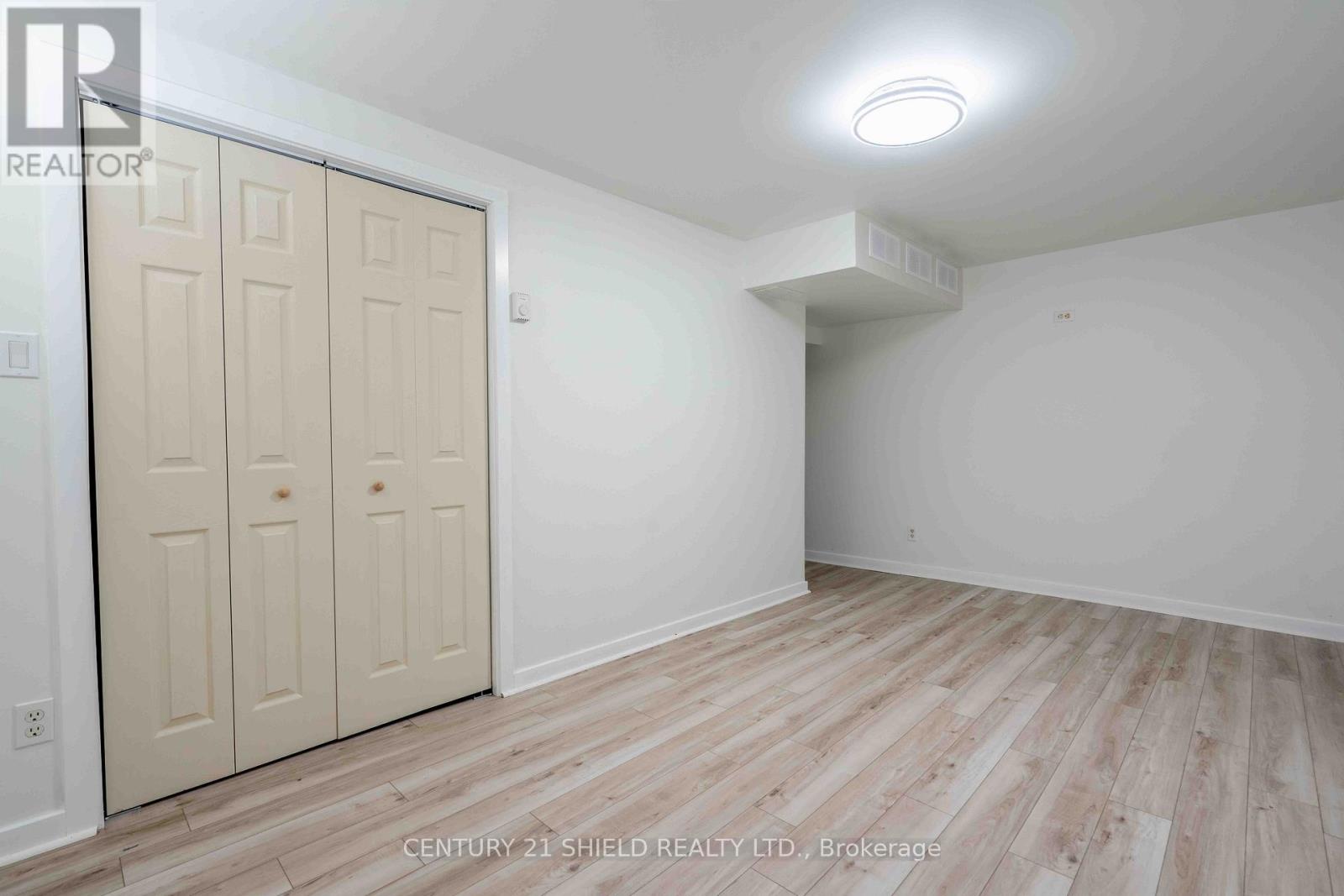 18915 Glen Road, South Glengarry, Ontario  K0C 2J0 - Photo 19 - X12428684