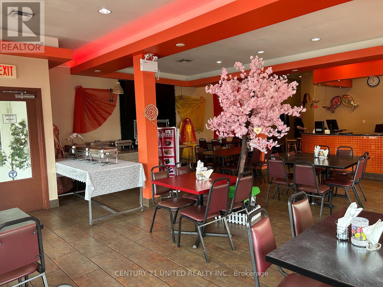 25 Lansdowne Street W, Peterborough (Otonabee Ward 1), Ontario  K9J 1X8 - Photo 14 - X12427435