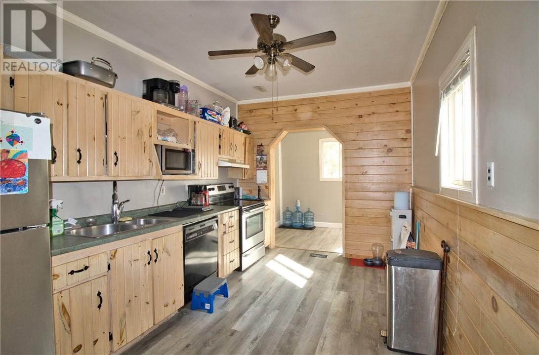 44 Fifth Avenue, Coniston, Ontario  P0M 1M0 - Photo 12 - 2124905