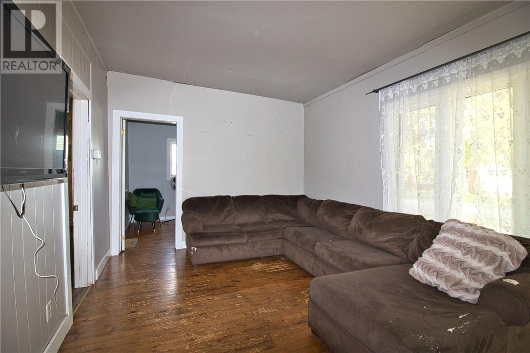 44 Fifth Avenue, Coniston, Ontario  P0M 1M0 - Photo 14 - 2124905