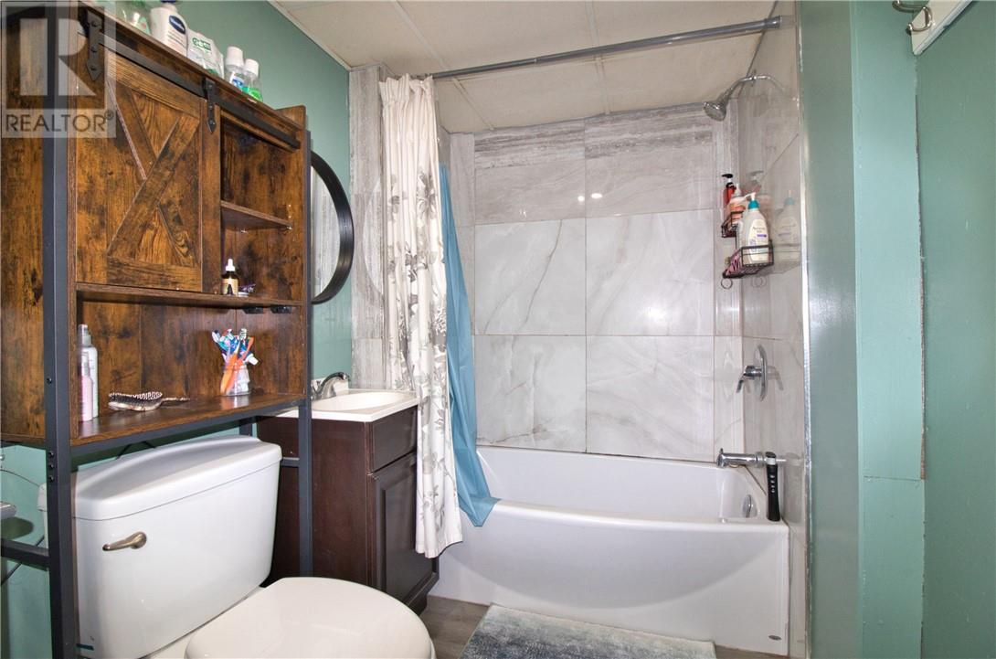 44 Fifth Avenue, Coniston, Ontario  P0M 1M0 - Photo 20 - 2124905