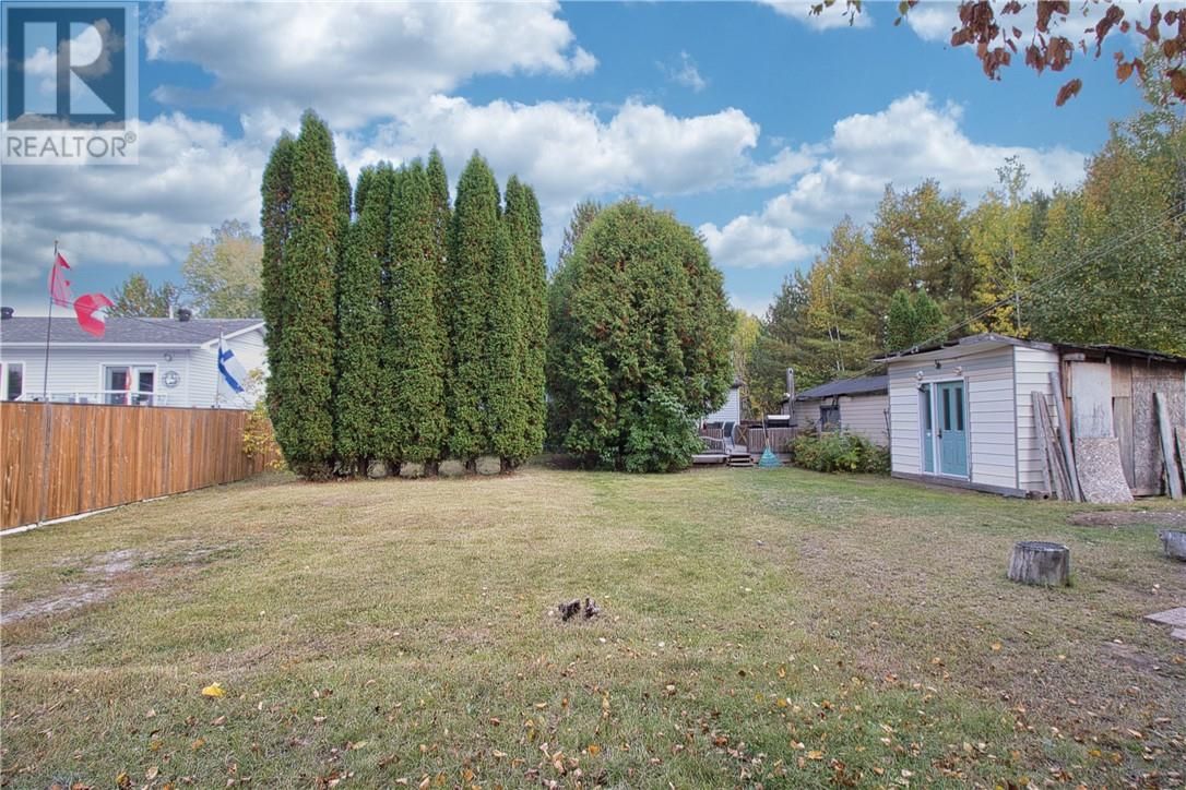 44 Fifth Avenue, Coniston, Ontario  P0M 1M0 - Photo 8 - 2124905