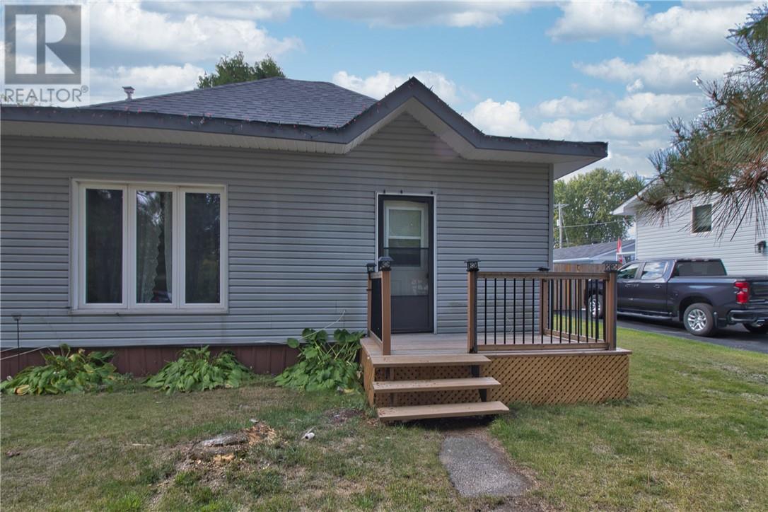 44 Fifth Avenue, Coniston, Ontario  P0M 1M0 - Photo 4 - 2124905