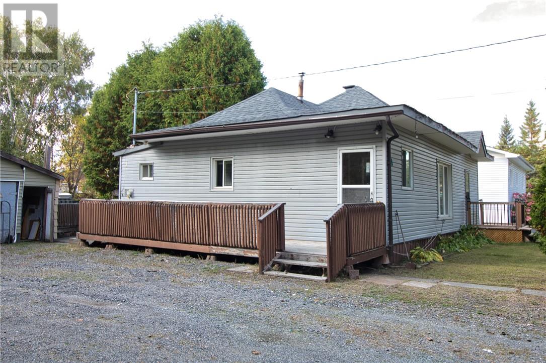 44 Fifth Avenue, Coniston, Ontario  P0M 1M0 - Photo 5 - 2124905