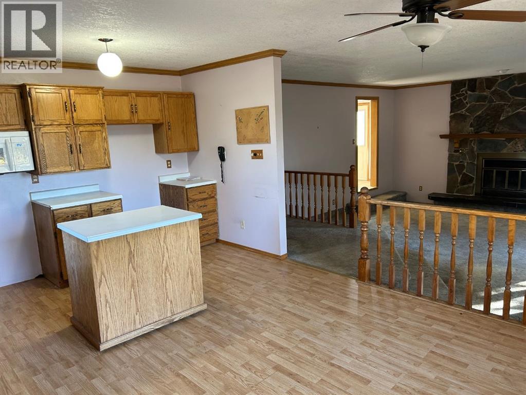 210 5 Street, Warner, Alberta  T0K 2L0 - Photo 13 - A2259444