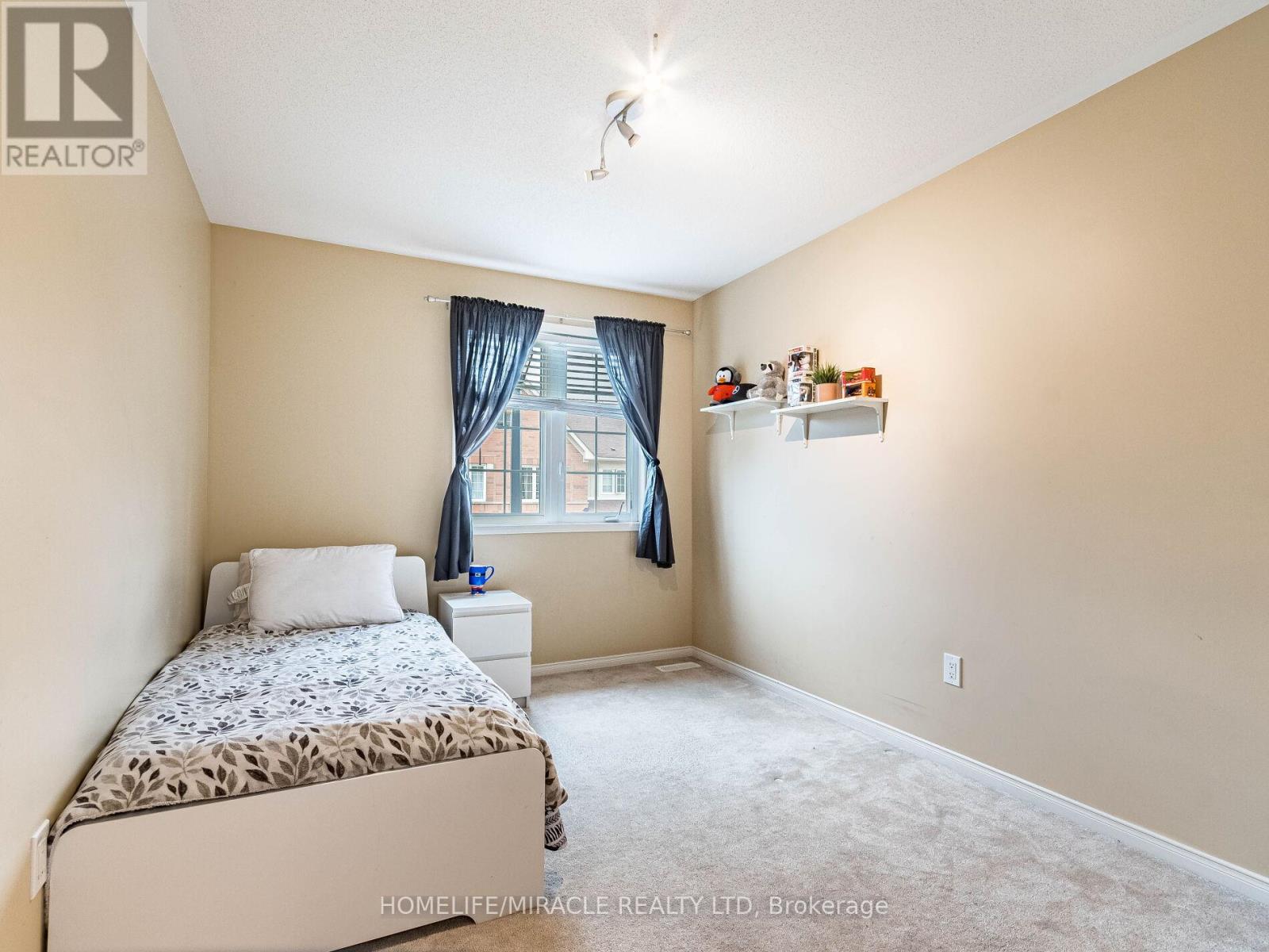 # 143 - 1035 Victoria Road S, Guelph, Ontario  N1L 0H5 - Photo 35 - X12428617